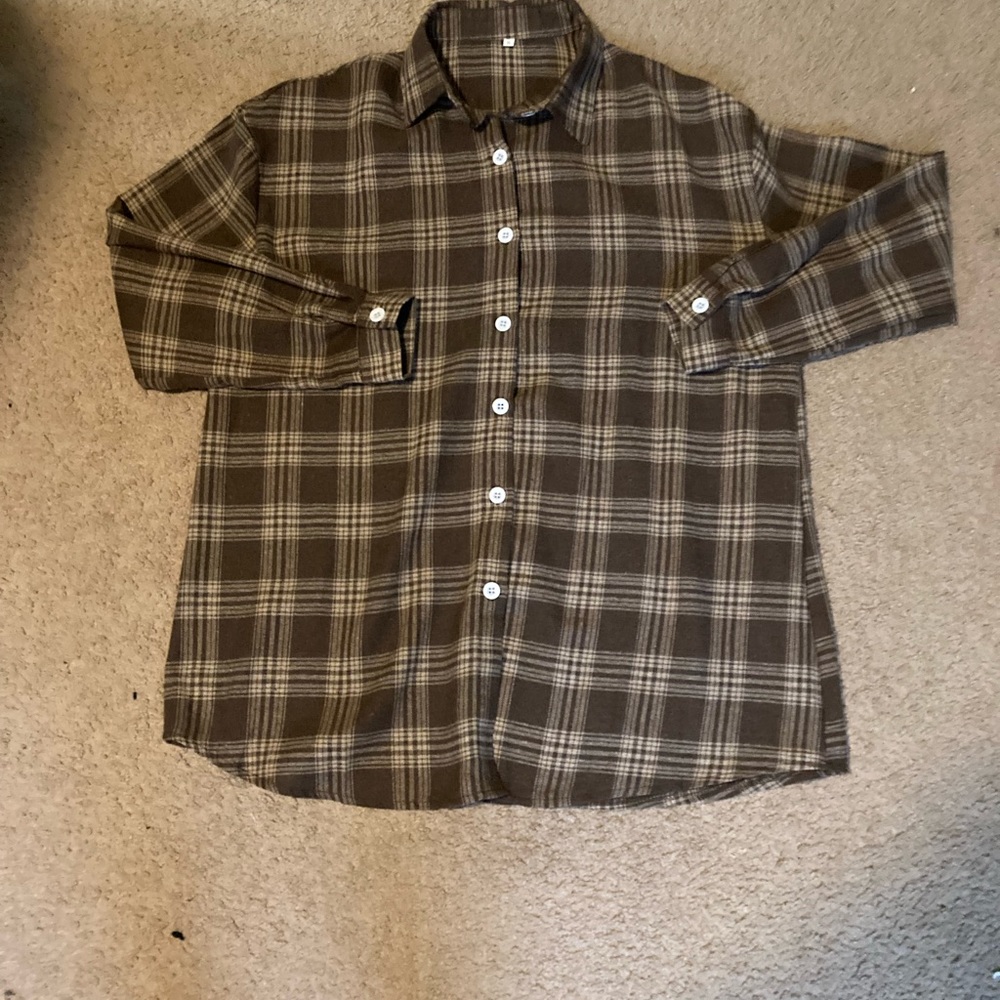 Oversized plaid flannel boyfriend shirt